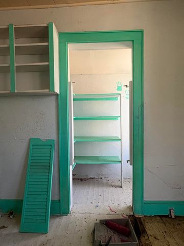 107 S Beeman Street, Pineville, MO 64856