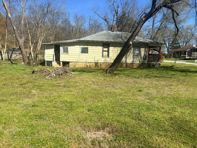 107 S Beeman Street, Pineville, MO 64856