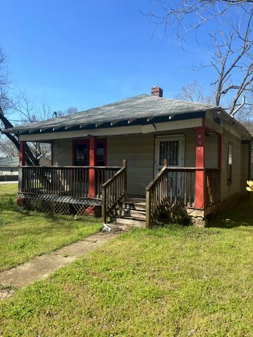 107 S Beeman Street, Pineville, MO 64856