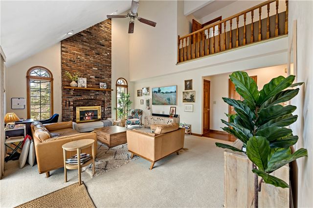115 Stettler Drive, Jefferson Hills, PA 15025