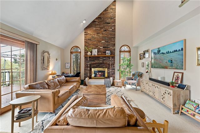 115 Stettler Drive, Jefferson Hills, PA 15025