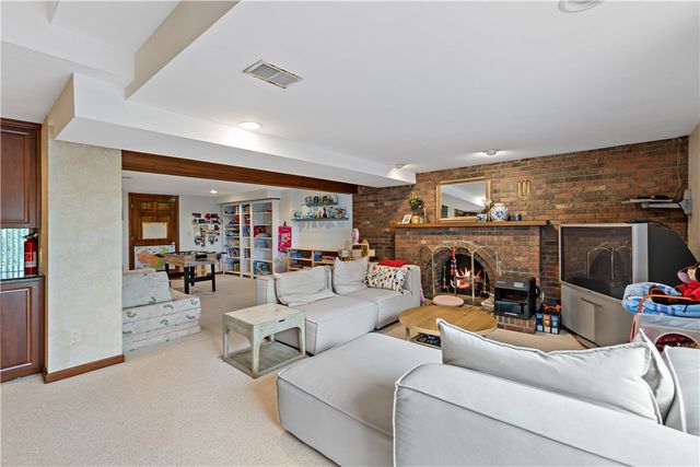 115 Stettler Drive, Jefferson Hills, PA 15025