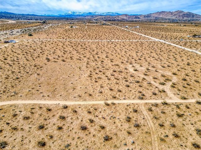 147 Little Road, Joshua Tree, CA 92252