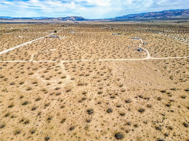 147 Little Road, Joshua Tree, CA 92252