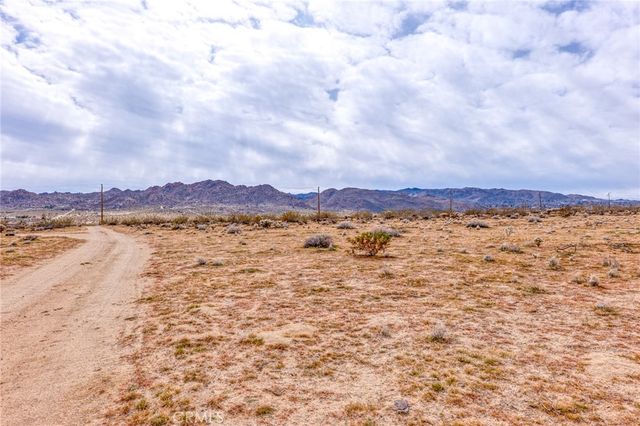 147 Little Road, Joshua Tree, CA 92252