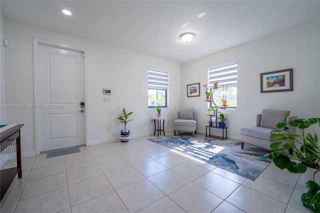 2588 SE 2nd Street, Homestead, FL 33033
