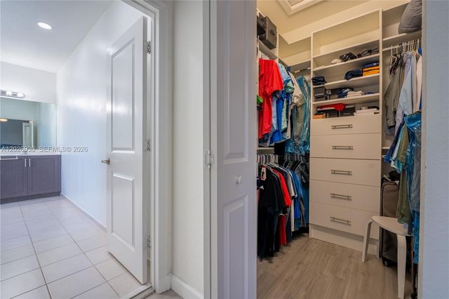 2588 SE 2nd Street, Homestead, FL 33033