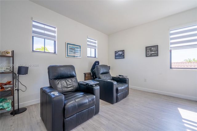 2588 SE 2nd Street, Homestead, FL 33033