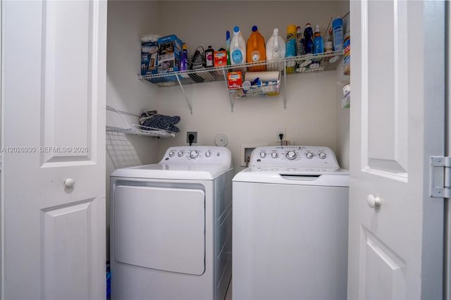 2588 SE 2nd Street, Homestead, FL 33033