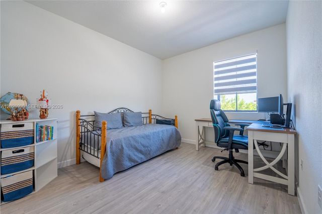 2588 SE 2nd Street, Homestead, FL 33033