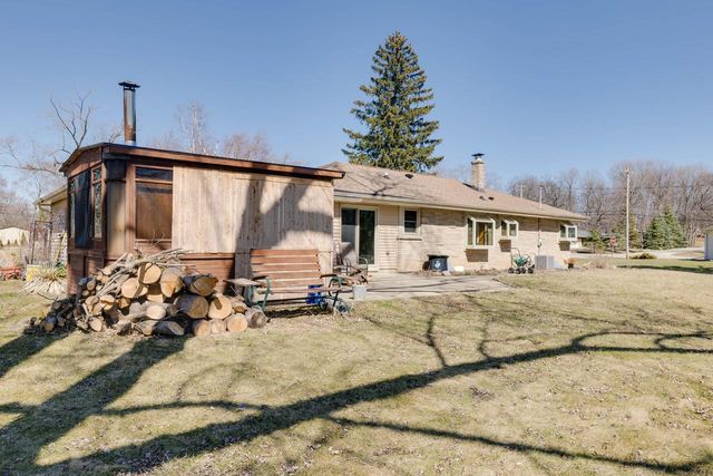 3513 W Acre AVENUE, Franklin, WI 53132
