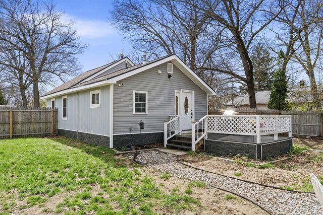 1322 Leonard Avenue, Muskegon, MI 49442