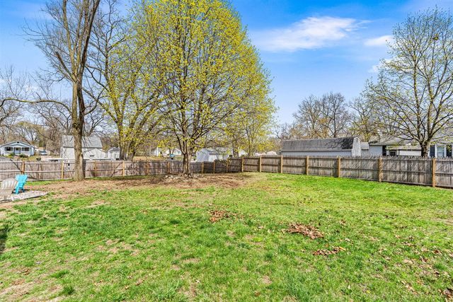 1322 Leonard Avenue, Muskegon, MI 49442