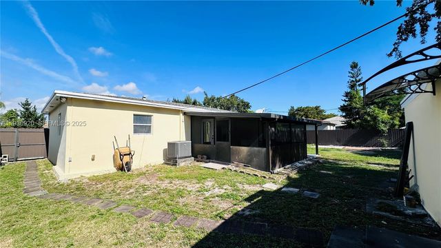 10480 SW 172nd St 0, Miami, FL 33157