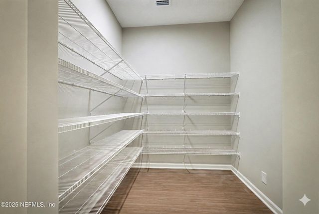 1324 RIVER Court, Green Cove Springs, FL 32043