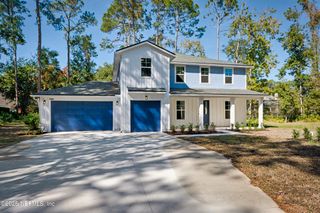 1324 RIVER Court, Green Cove Springs, FL 32043