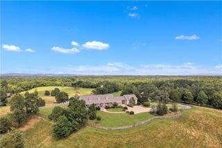 702 Cash NE Road, Calhoun, GA 30701