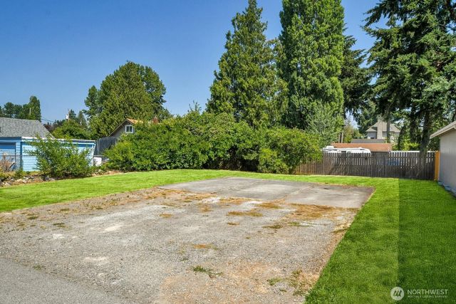 1783 S 41st Street, Tacoma, WA 98418