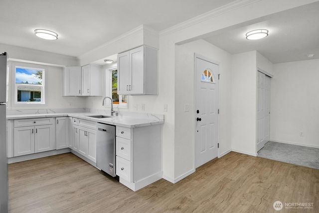 1783 S 41st Street, Tacoma, WA 98418