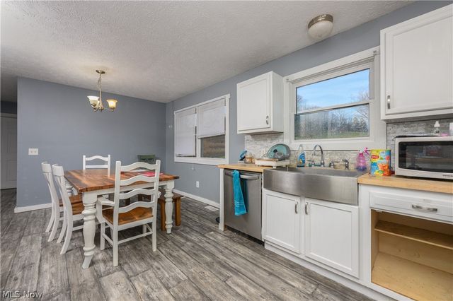 8200 Cutler Road SW, Sherrodsville, OH 44675