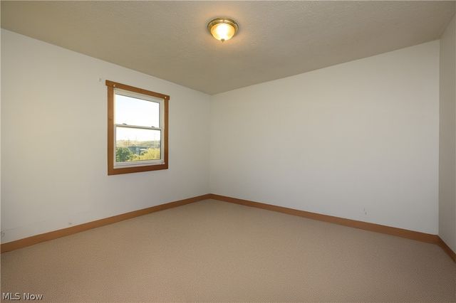 8200 Cutler Road SW, Sherrodsville, OH 44675