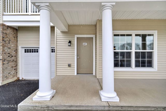 607 Vly Pointe Drive, Niskayuna, NY 12309