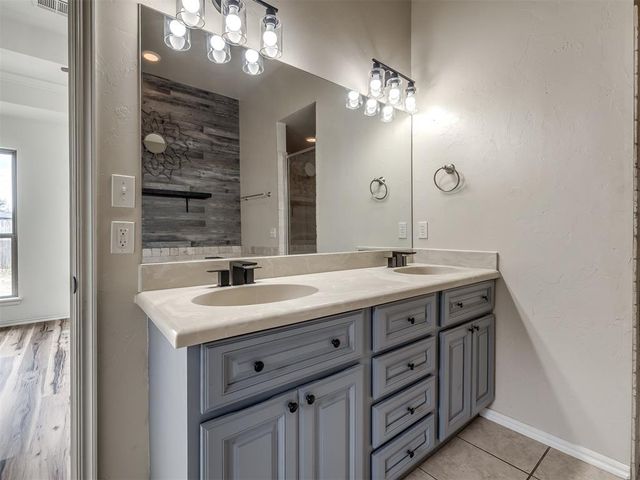 586 Montana Street, Jones, OK 73049