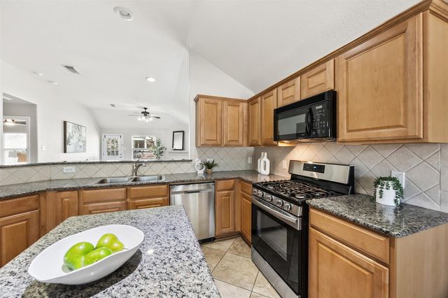 14643 Emerald Cypress Lane, Cypress, TX 77429