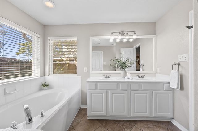 14643 Emerald Cypress Lane, Cypress, TX 77429