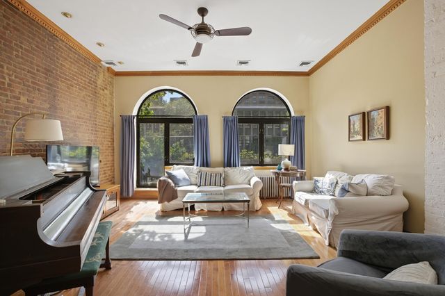 255 W 70th Street, New York City, NY 10023