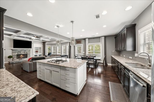 1365 Willis Lake Drive, Kennesaw, GA 30152