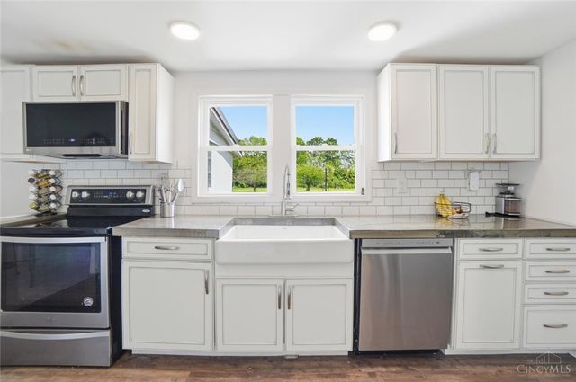 8080 Township Line Road, Waynesville, OH 45068