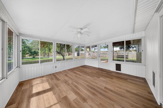 2927 Admiral Street, Fort Pierce, FL 34982