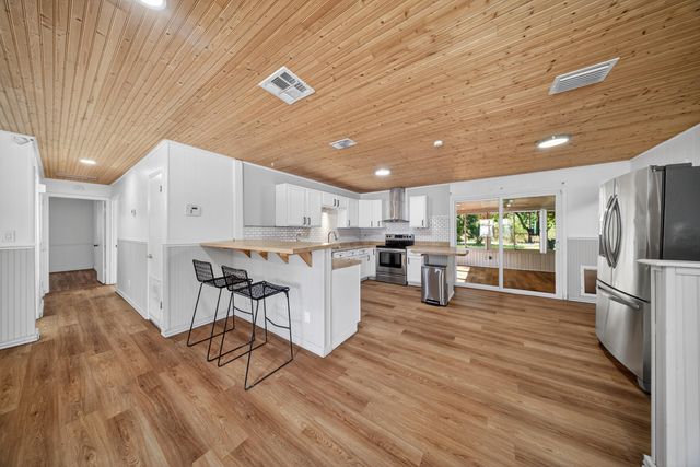 2927 Admiral Street, Fort Pierce, FL 34982