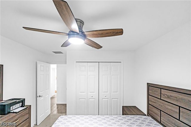 1307 SW 13th TER, Cape Coral, FL 33991