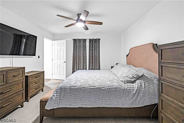 1307 SW 13th TER, Cape Coral, FL 33991