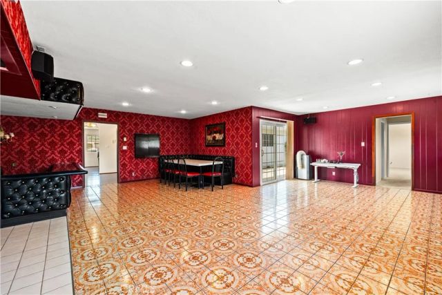 940 W Bainbridge, West Covina, CA 91790