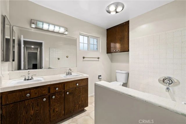 940 W Bainbridge, West Covina, CA 91790