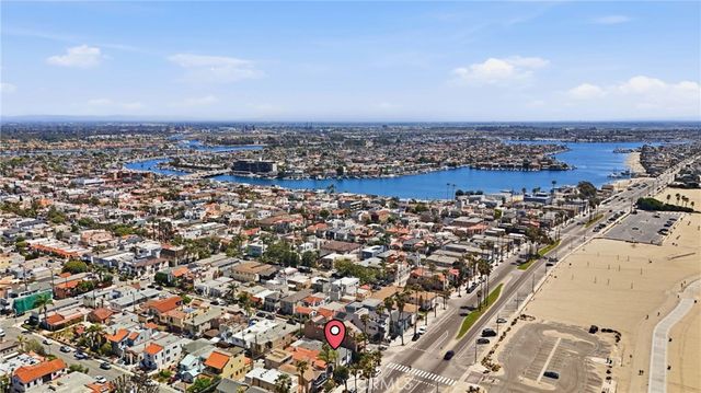 5267 E Ocean Boulevard, Long Beach, CA 90803