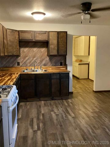 12078 S Forrest Hill, Atoka, OK 74525