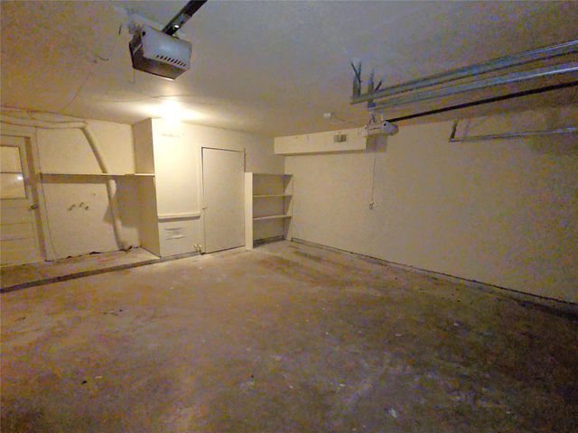 5607 Grace Point Lane, Houston, TX 77048