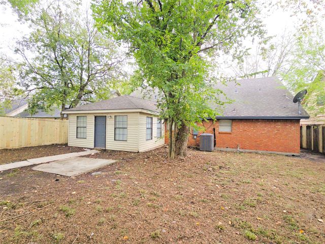 5607 Grace Point Lane, Houston, TX 77048