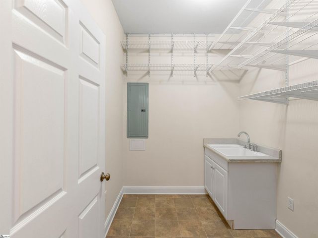 453 Circle Road, Greer, SC 29651