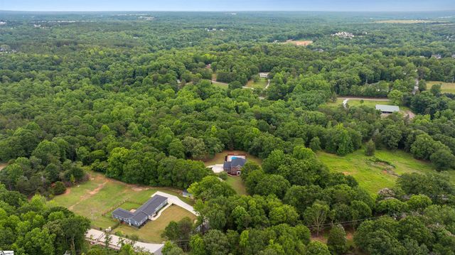 453 Circle Road, Greer, SC 29651