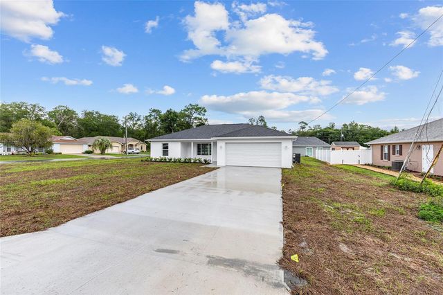 13019 NE 7TH LOOP, Silver Springs, FL 34488