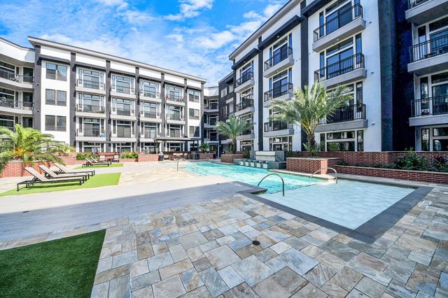 3800 Main St Street 1.317, Houston, TX 77002