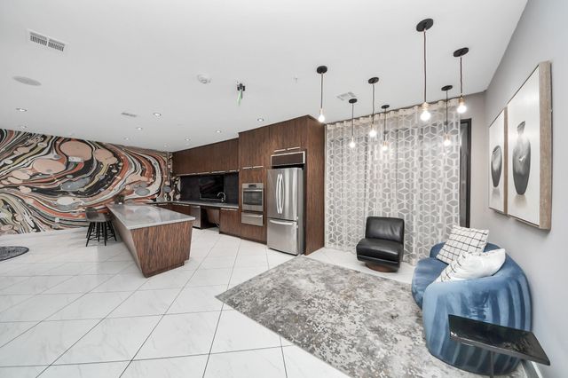 3800 Main St Street 1.317, Houston, TX 77002