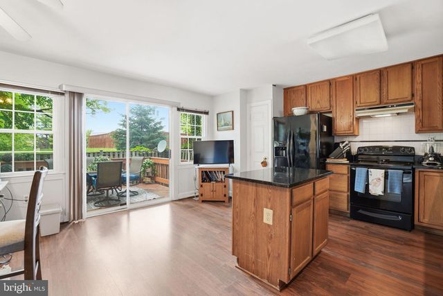 7712 BAIRD CT, Lorton, VA 22079
