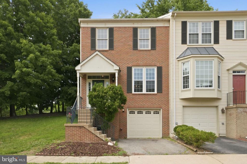 7712 BAIRD CT, Lorton, VA 22079