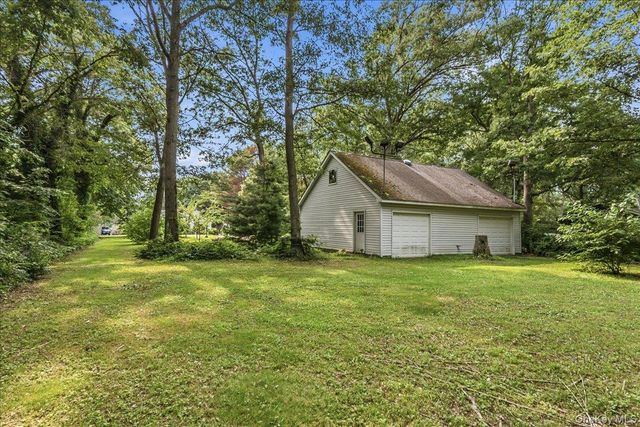 1091 Westminster Avenue, Dix Hills, NY 11746